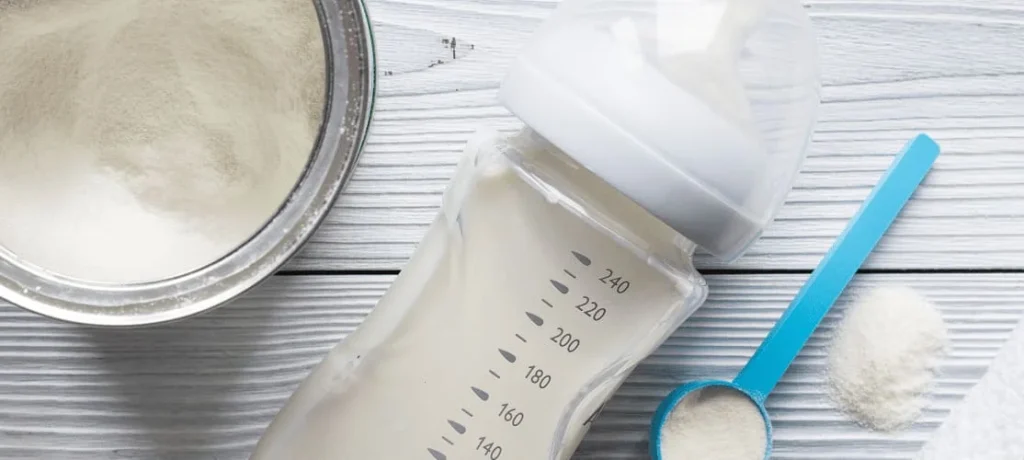 “Preparo seguro de fórmula em pó a 70 °C, resfriamento e teste no punho”.